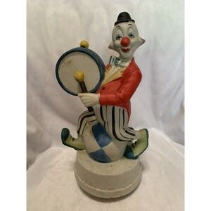 Rare Vintage 1970's Towle Fine Porcelain 9" Musical Clown Figurine Music Box